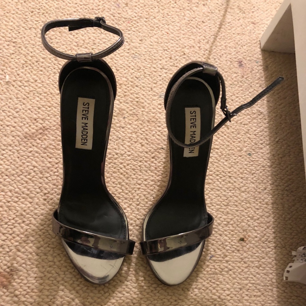 Steve Madden Metallic Heels